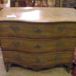 370 7467 CHEST OF DRAWERS